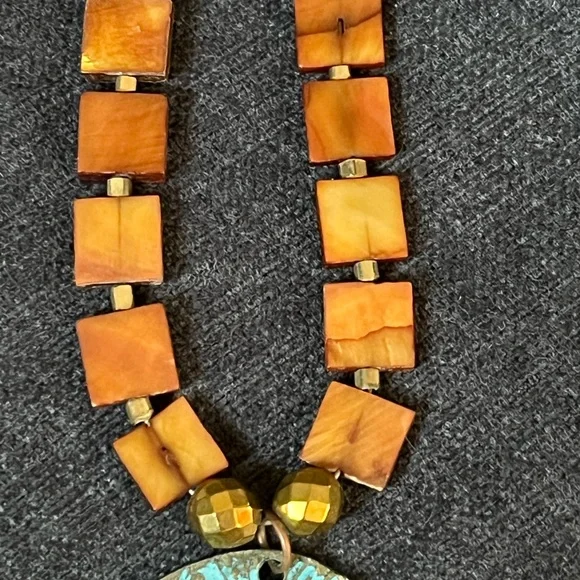 Elegant Turquoise and Brown Necklace - Picture 5 of 5